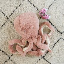 Odell la pieuvre - Grande - 75 cm - Rose - Idée cadeau enfant - Idée cadeau de naissance - Jellycat - Les Raffineurs