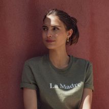 T-shirt Femme "La Madre" - T-shirt maman - L - Kaki - Idée cadeau Noël - Cadeau Femme - Cadeau Maman - Affaire De Famille - Les Raffineurs