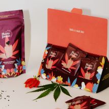 Coffret de sachets de thés et infusion au CBD - Fabriqué en France - Idée cadeau Noël - Cadeau Homme - Cadeau Femme - Cadeau Papa - Cadeau Maman - 