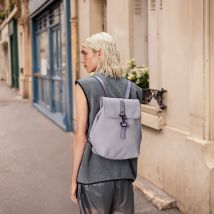 Sac à dos Bucket Backpack - Rains - Gris - Idée cadeau Noël - Cadeau Femme - Cadeau Maman - Les Raffineurs