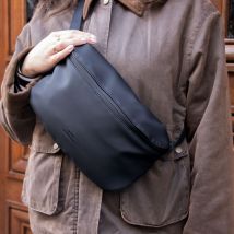 Banane Lotus XL imperméable - Ucon Acrobatics - Idée cadeau Noël - Cadeau Homme - Cadeau Femme - Cadeau Papa - Cadeau Maman - Les Raffineurs