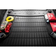 Bac de coffre sur mesure caoutchouc pour Ford Focus Berline (de 03/2011 à 06/2012)