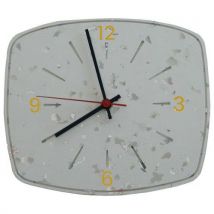 La Petite Horloge Blanc Chiffres Bouton D'or