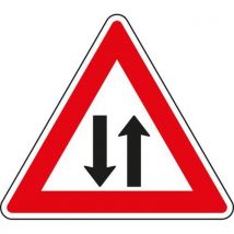 Znak drogowy Ruch w obu kierunkach (A9), Manutan