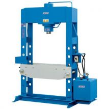 Profesjonalne prasy hydrauliczne, Manutan