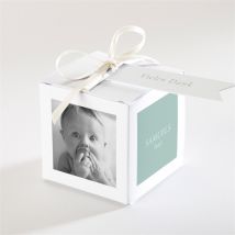 Geschenkbox Taufe Silbertaube personalisierbar - Farbe Grün/Blau Und Schwarz & Weiß/Weiß - 4.5 cm - MeineKarten