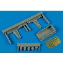 Adjustable device f/ACES II seat maint.