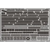USS Nimitz CVN-68 (2005) [Trumpeter]