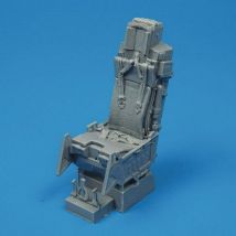 F-16 - Ejection seat with safety belts