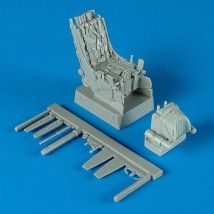 Su-27 - Ejection seat with safety belts [Trumpeter]