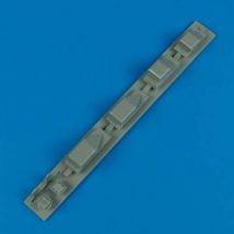 F-16A/B - Netz chaff/flare dispensers and antennas