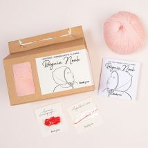 Kit DIY tricot - layette bonnet béguin Noah rose sans aiguilles - Tricotez-moi - Mondial Tissus