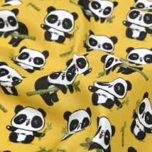 Toile coton imprimée panda bambou moutarde - Mondial Tissus