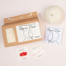 Kit DIY tricot - layette bonnet béguin Noah naturel sans aiguilles - Tricotez-moi - Mondial Tissus