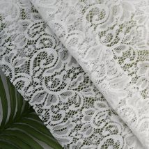 Tissu guipure elasthanne fleur cachemire écru - Mondial Tissus