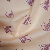 Tissu voile de coton pêche poissons triangles bordeaux - Mondial Tissus