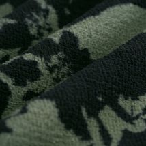 Tissu Sherpa floral camouflage noir vert - Mondial Tissus