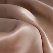 Satin soie uni rose poudre - Mondial Tissus