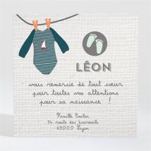 Remerciement naissance petites tenues photo vintage personnalisable - 9,5 x 9,5 cm - Monfairepart