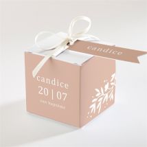 Boîte de dragées baptême Belle couronne gaufrage personnalisable - Couleur Rose et Beige et Violet et Blanc - 4,5 cm - Monfairepart