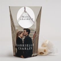 Boîte surprise mariage Un point c'est Nous - Couleur Blanc/Multicolore - boîte de 4 x 4 cm d'épaisseur et 11 cm de hauteur - Monfairepart