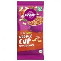 Noodle-Cup mit Tomatensauce