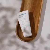 Crème Gommante 50g - Exfolie en douceur - Peaux sensibles - Certifié bio et 99% d'ingrédients naturels - Rivadouce
