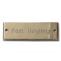 Verchromtes Namensschild - mit Lasergravur