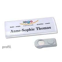 10 Stück Design Namensschilder mit Magnet oder Anstecknadel und Text plus Logo