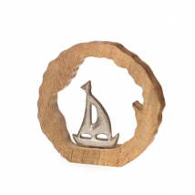 Maritimer Dekoaufsteller aus Mango Holz mit gewellter Kante Schiff aus Alu - klein