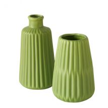 Vase aus Steingut geriffelt GRÜN MATT - zwei verschiedene Formen breite Öffnung