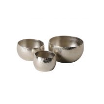 Runde Schalen aus Aluminium in silber in drei Ausführungen klein
