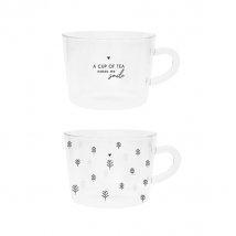 Teetasse aus Glas – in zwei Varianten – Bastion Collections "kleine Tannen"