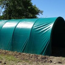 Abris de stockage robuste Ø 32 - Forme tunnel - 3 x 4,80m (14m2) - Bâche PVC verte à ourlet