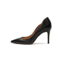 Kazar Schwarze Lederpumps mit gewelltem Schaft