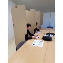 Cloison séparateur de postes de travail en carton alvéolaire jetable 190 X 60 cm - Ecru - Lot de 50