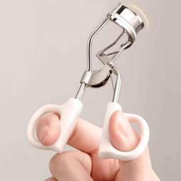 JEJO - Manga Eye Eyelash Curler 1pc - One Size