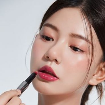 AZTK - MeltyKiss Jelly Gloss Lipstick - 6 Colors MJ03# One Bite Apple - 1.9g