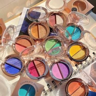BEAUTY GLAZED - Matte & Pearl Double Effect Charm Eyeshadow - 10 Shades 10 Aqua Blue - 4g