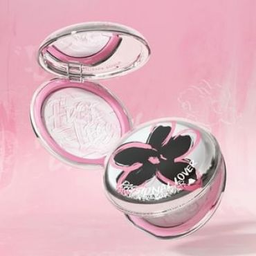 PASSIONAL LOVER - Light Transparent Nude Skin Pressed Powder Graffiti Edition W02 Pink - 9g
