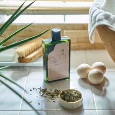 &wakan - Shiyu Bath Essense 100ml