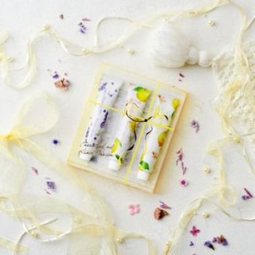 Daily Aroma Japan - Essential Oil Hand Cream Set 20g×3