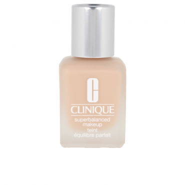 Clinique - Superbalanced Makeup in CN28 Ivory