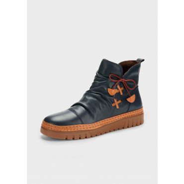 Nahkanilkkurit koristerusetilla - tummansininen - Gr. 41 - Goldner Fashion