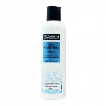 TRESemmé Moisture Rich Balsam - 300ml