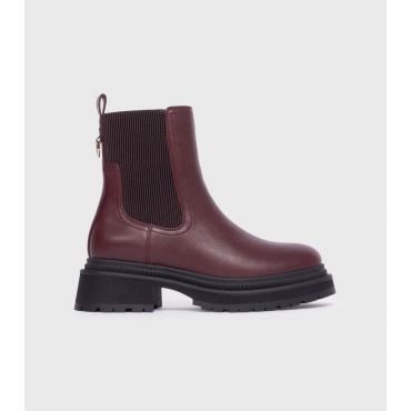 Women's Burgundy Faux Leather Chelsea Boots London Rebel New Look