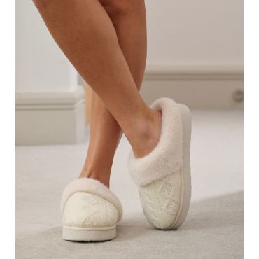 Women's Cream Cable Knit Chunky Mule Slippers Loungeable New Look