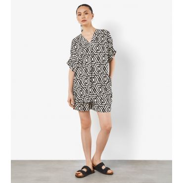 Women's Black Geo Print Roll Sleeve Shirt Apricot New Look