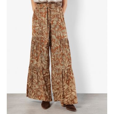 Women's Rust Leaf Print Tiered Wide Leg Trousers Apricot New Look