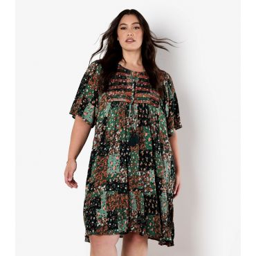 Women's Curve Green Patchwork Print Crinkle Mini Dress Apricot New Look